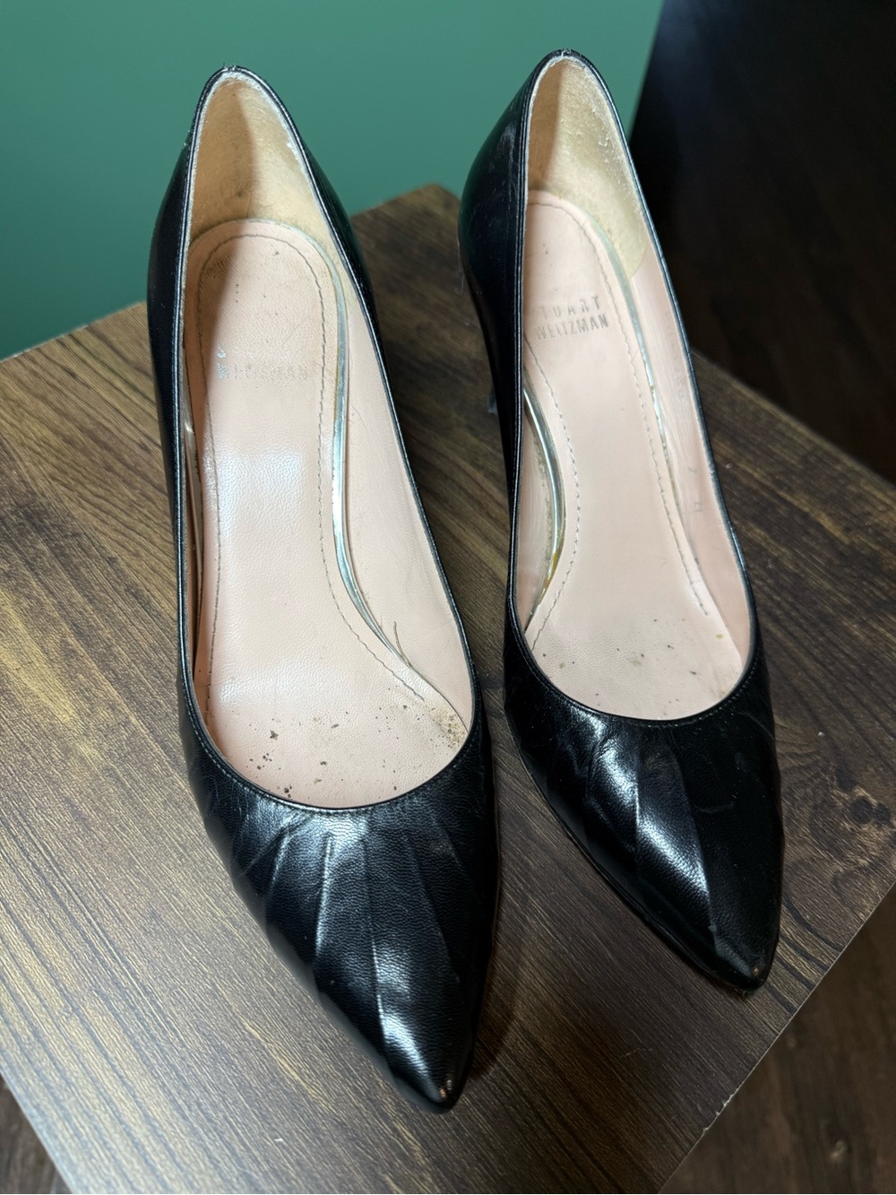 Stuart Weitzman Black Pointed Leather Pumps size 7